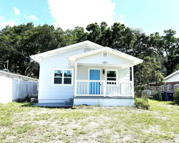 1911 E Genesee Street, Tampa, FL 33610