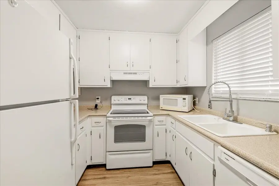 216 Dixie Drive #B4, Tallahassee, FL 32304 - #2