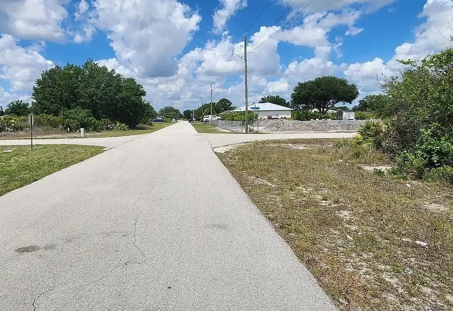 2505 W 56th Street, Lehigh Acres, FL 33971 - #3