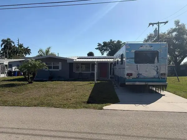 3657 Kelly Street, Fort Myers, FL 33901