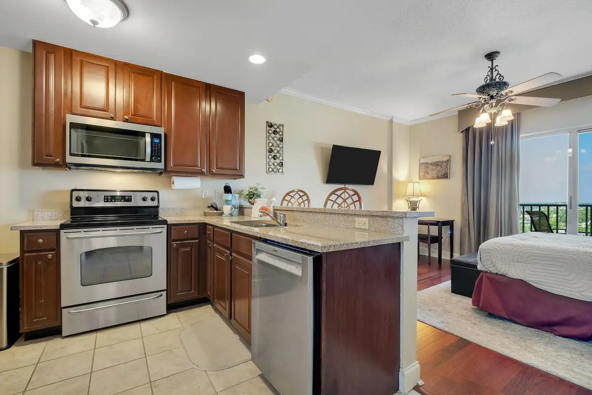 215 W College Avenue #604, Tallahassee, FL 32301 - #1