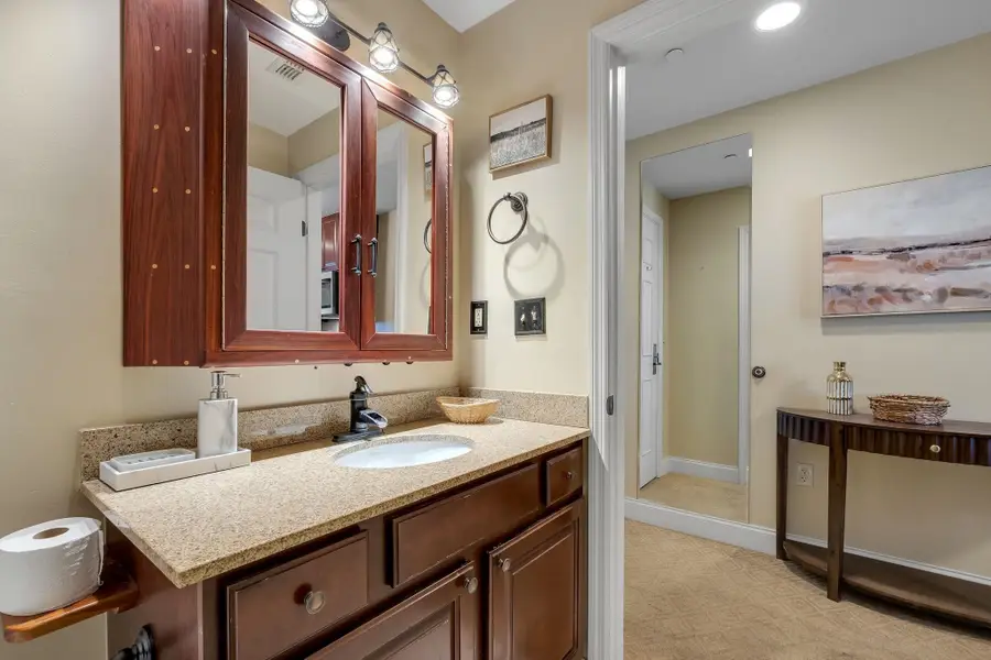 215 W College Avenue #604, Tallahassee, FL 32301 - #3
