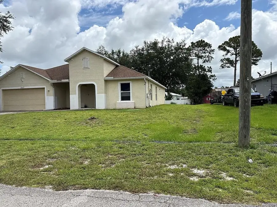2517 SW Cooper Lane, Port Saint Lucie, FL 34984 - #2