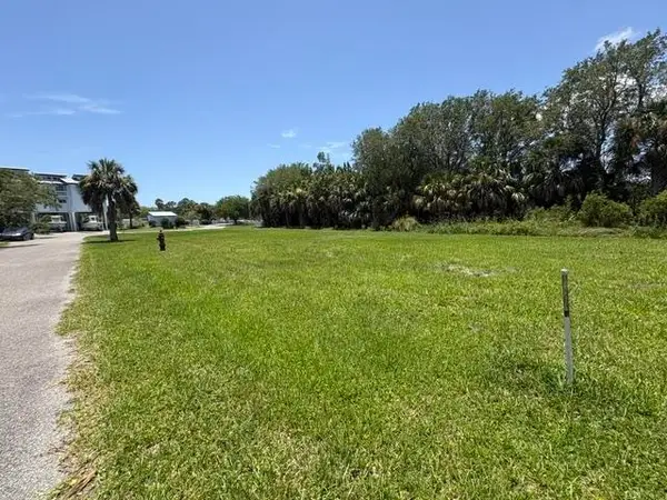 XX Harbor Point Drive, Crawfordville, FL 32327