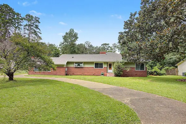 2207 Woodbine Drive, Tallahassee, FL 32309