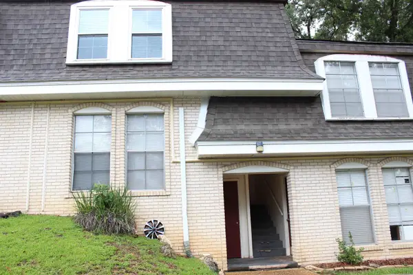 2020 Continental Avenue, Tallahassee, FL 32304