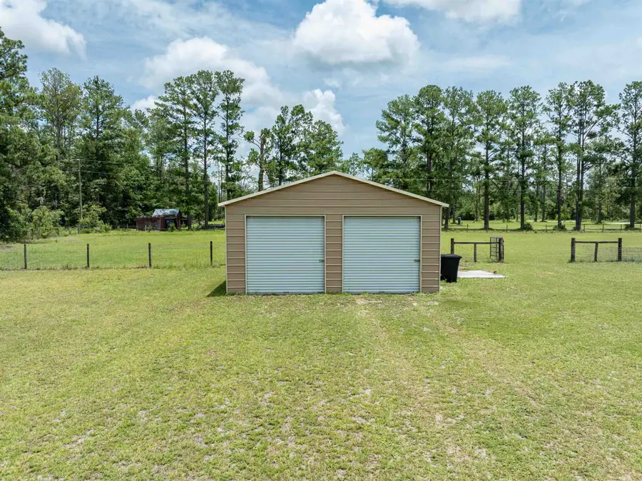 405 SE Apache Avenue, Lee, FL 32059 - #3