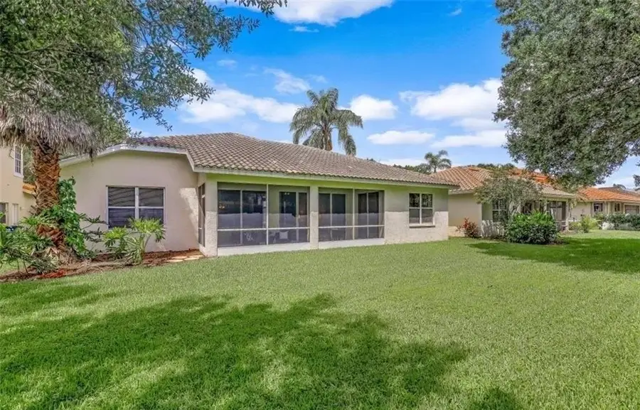 11046 Lakeland Circle, Fort Myers, FL 33913 - #2