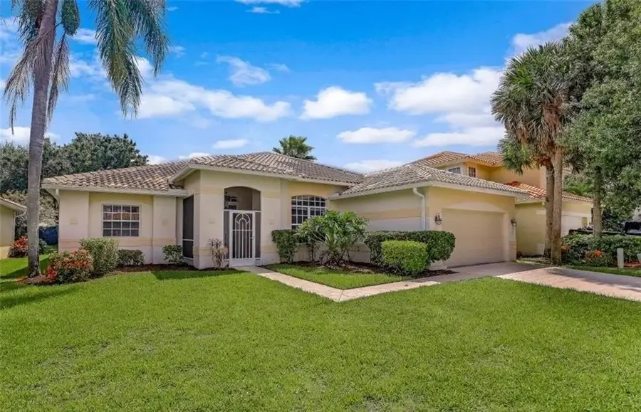 11046 Lakeland Circle, Fort Myers, FL 33913 - #3