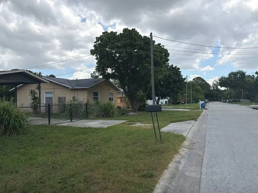 6199 59th Pl N, West Lealman, FL 33709 - #3