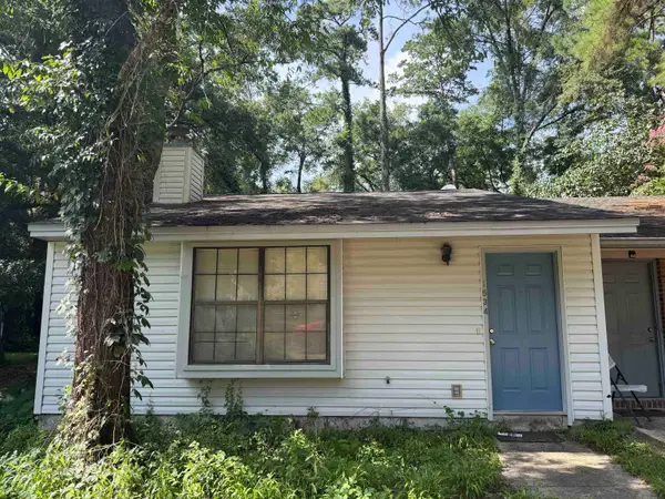 1534 Merry Oaks Court #West, Tallahassee, FL 32303