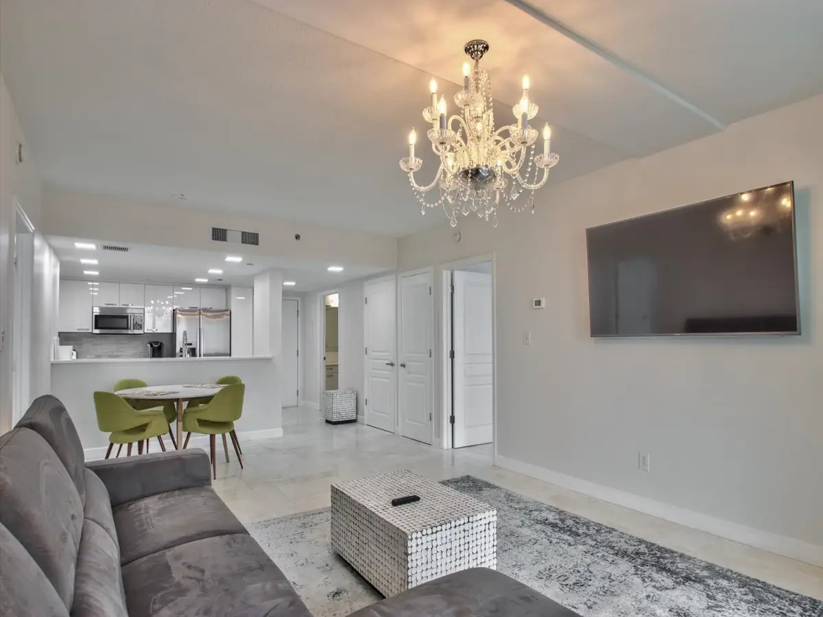 300 S Duval Street #2006, Tallahassee, FL 32301 - #1