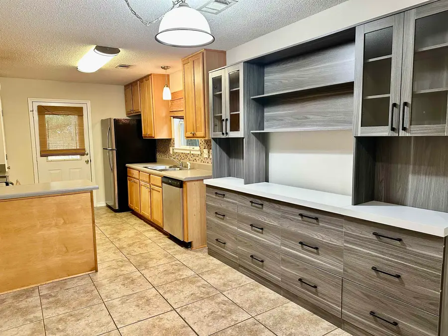 2155 Tom Street, Navarre, FL 32566 - #3