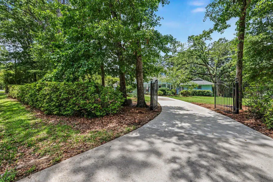 806 Piedmont Drive, Tallahassee, FL 32312 - #2