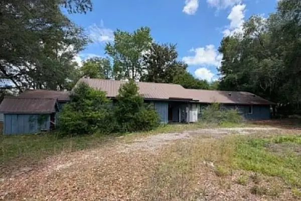 15207 Highway 77, Other Florida, FL 32409