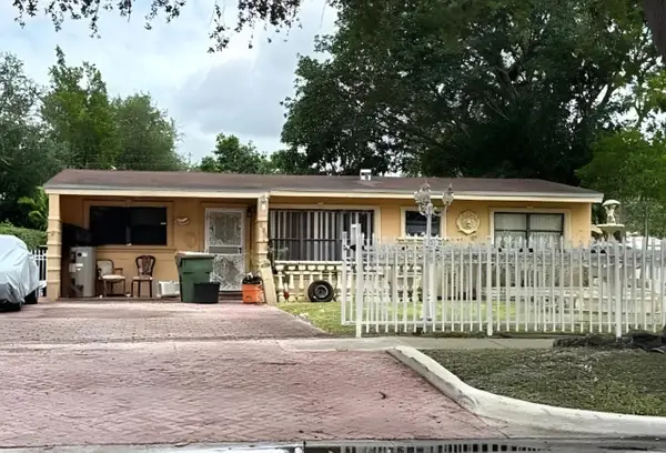 885 NW 131st Street, Other Florida, FL 33168