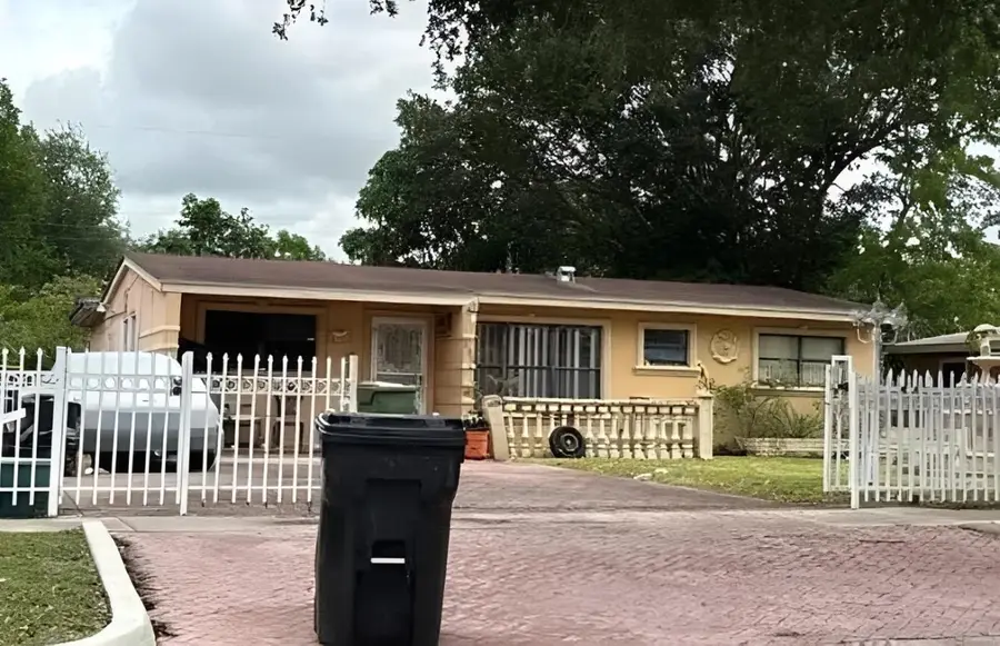 885 NW 131st Street, North Miami, FL 33168 - #3