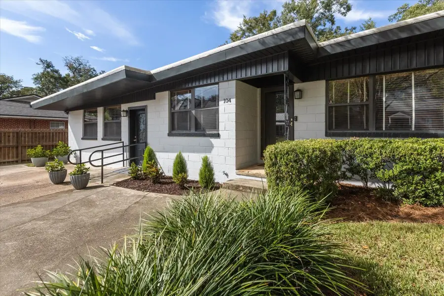 104 W 4th Avenue, Tallahassee, FL 32303 - #2