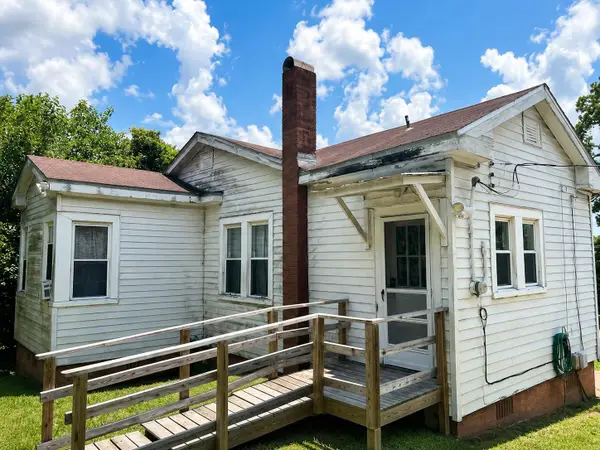 220 Young Street, Tallahassee, FL 32301