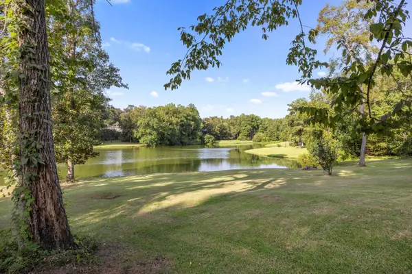 372 Dogwood Trail, Quincy, FL 32352