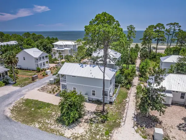 300 Gull Wing Way, St Teresa, FL 32358