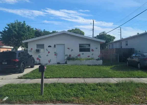 2111 NW 4th Street, Other Florida, FL 33069