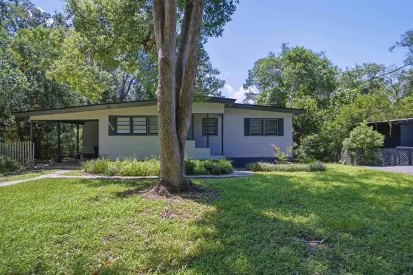1641 Atkamire Drive, Tallahassee, FL 32304