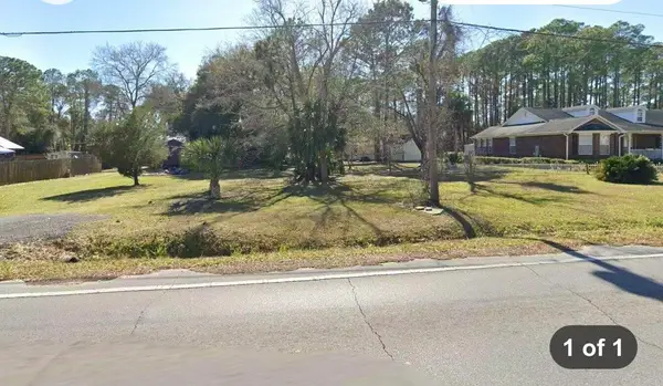 256 12th Street, Apalachicola, FL 32320