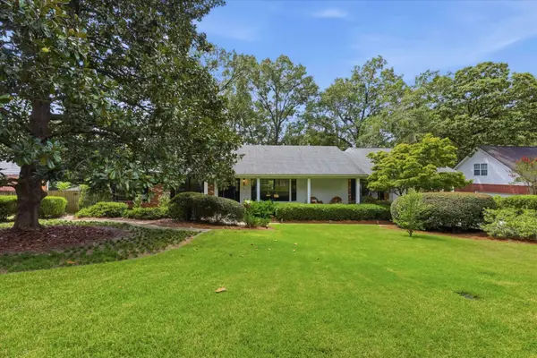 2409 Oakdale Street, Tallahassee, FL 32308