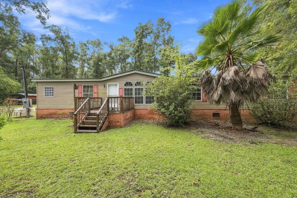218 Dorothy Loop, Crawfordville, FL 32327 - #1