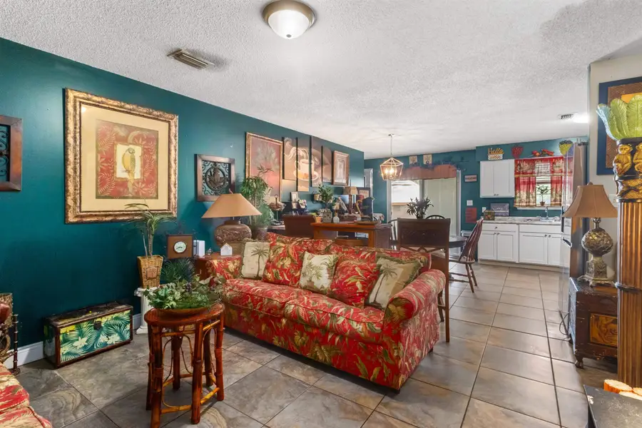 103 Earl King Street, Apalachicola, FL 32320 - #3