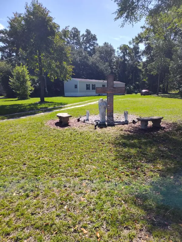 37 Catherine Street, Crawfordville, FL 32327