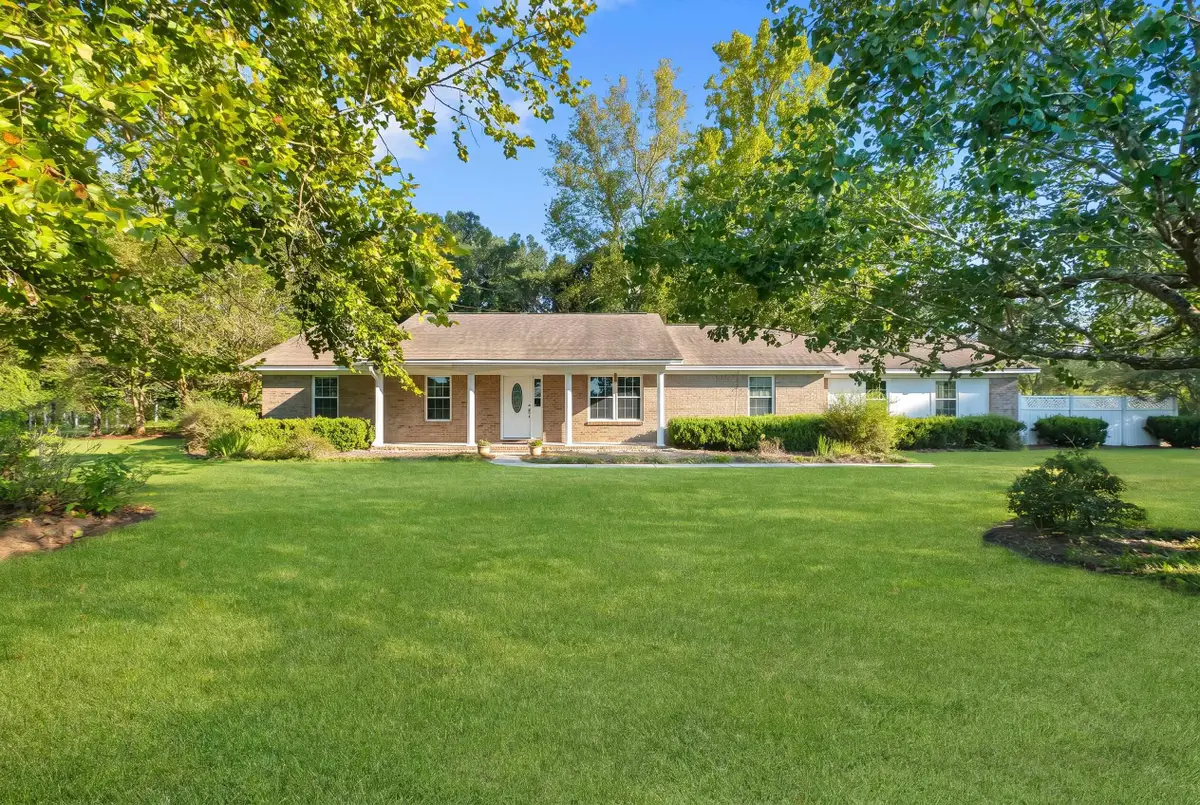 46 Glover Lane, Crawfordville, FL 32327 - #1