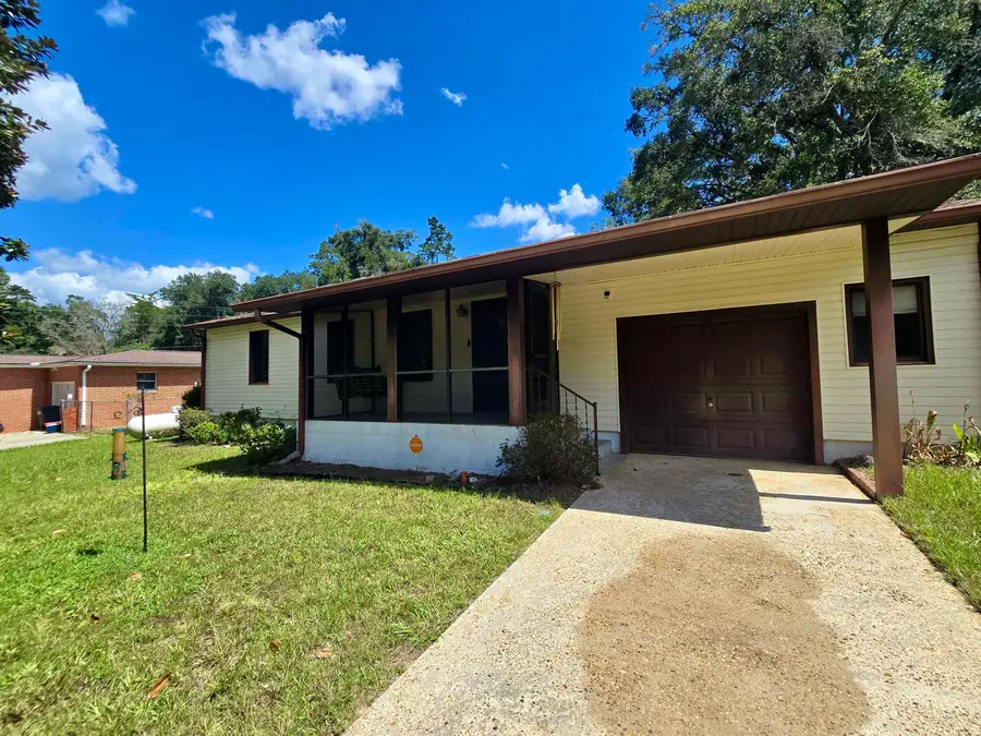 1060 S Water Street, Monticello, FL 32344 - #2