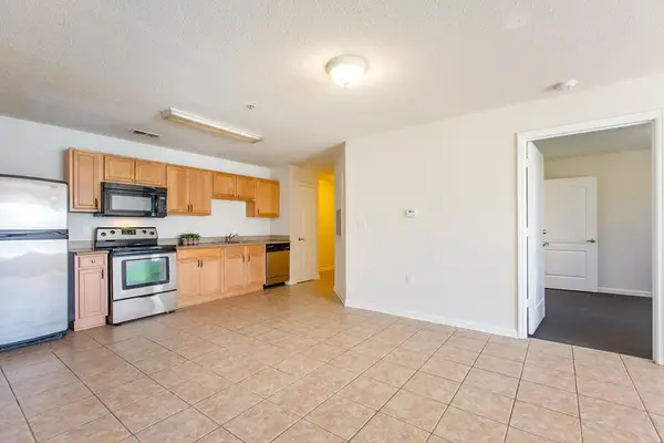 3000 S Adams Street #213, Tallahassee, FL 32301