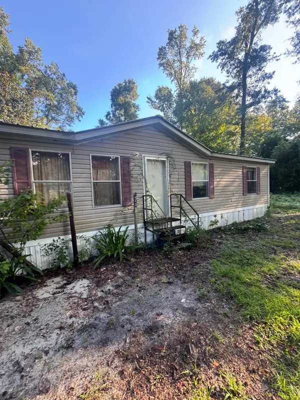 20 Mcmahan Road, Crawfordville, FL 32327