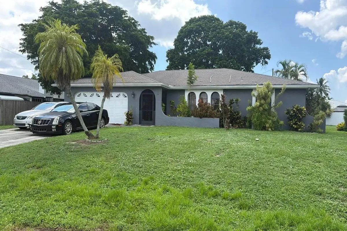 608 SE 2nd Place, Cape Coral, FL 33990 - #1
