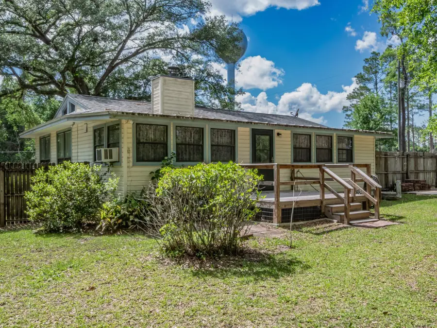 71 Oak Street, Crawfordville, FL 32327 - #3