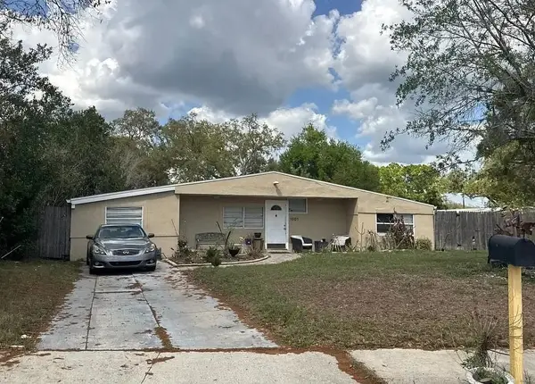 1001 Leisure Avenue, Tampa, FL 33613