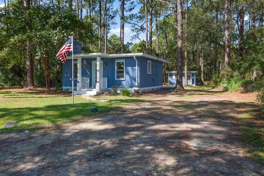 18 Suwannee Avenue, Panacea, FL 32346 - #2