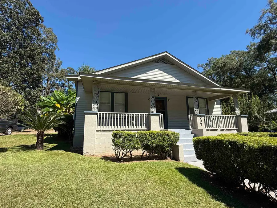 607 N Adams Street, Quincy, FL 32351 - #3
