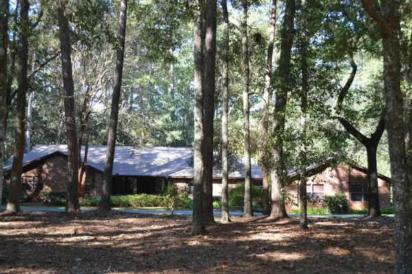 2530 Hickory Ridge Road, Tallahassee, FL 32308