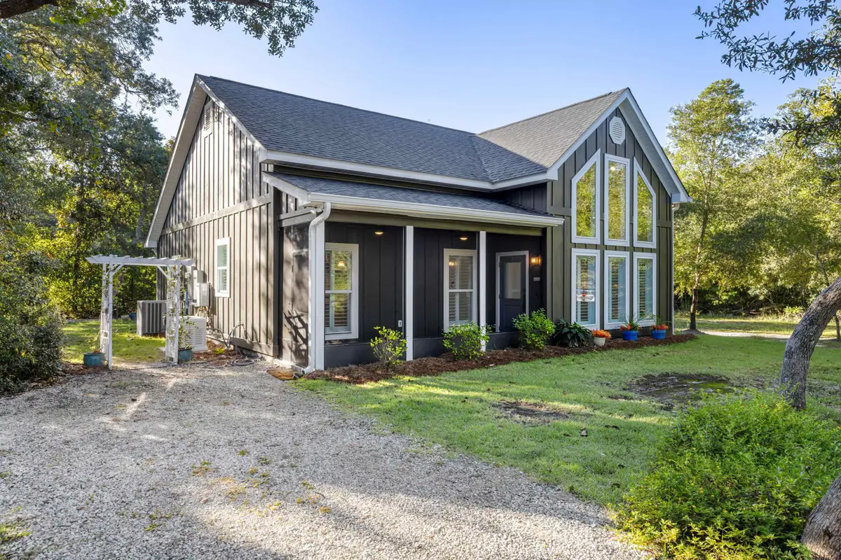 2332 Oak Street, Carrabelle, FL 32322 - #1