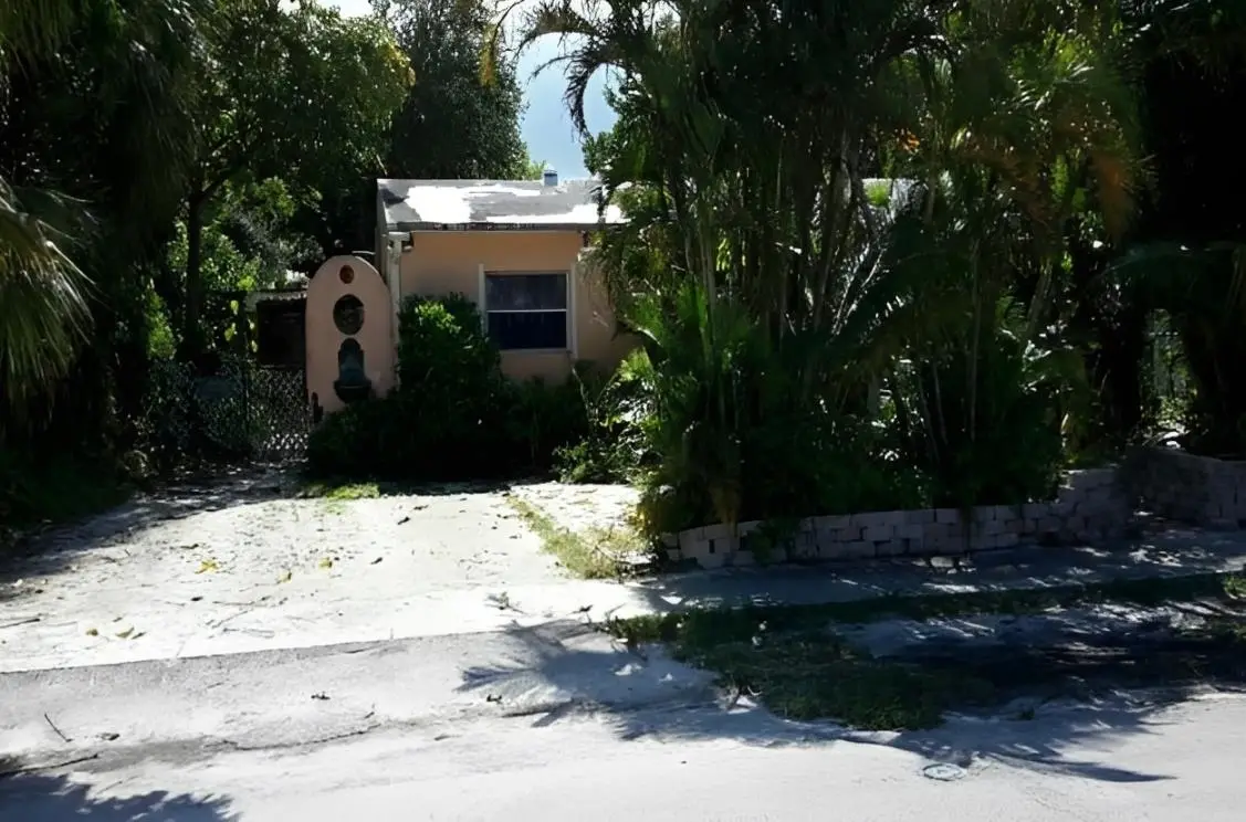 3740 SW 43rd Avenue, West Park, FL 33023 - #1