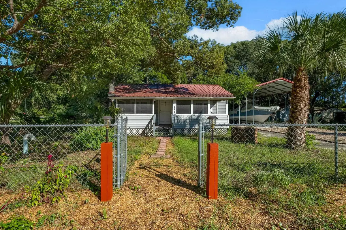 308 NW 10th Street, Carrabelle, FL 32322 - #1