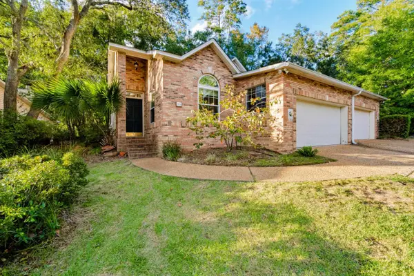 2156 Pink Flamingo Lane, Tallahassee, FL 32308