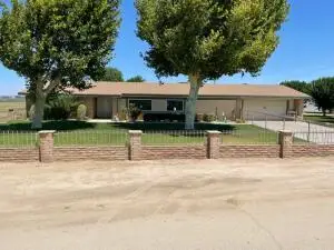 7263 E Avenue F8, Lancaster, CA 93535