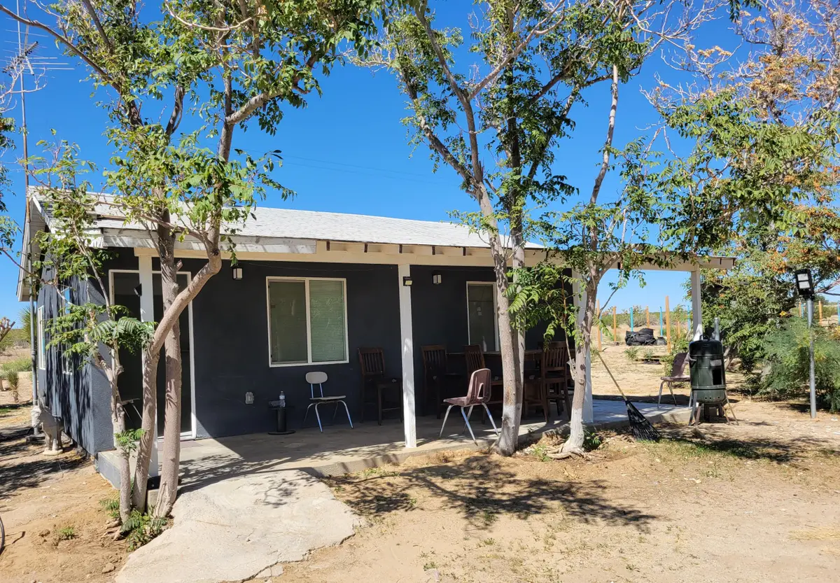 18105 E Avenue I, Lancaster, CA 93535 - #1