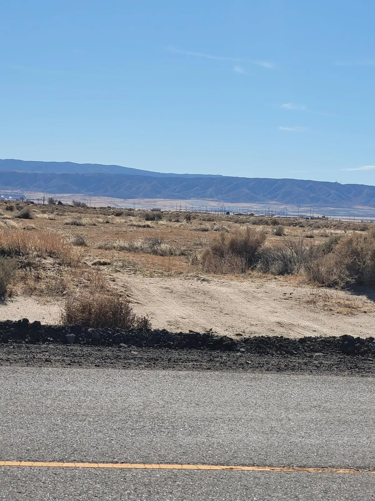 Vic Avenue F4 75 Stw, Lancaster, CA 93536 - Image #1