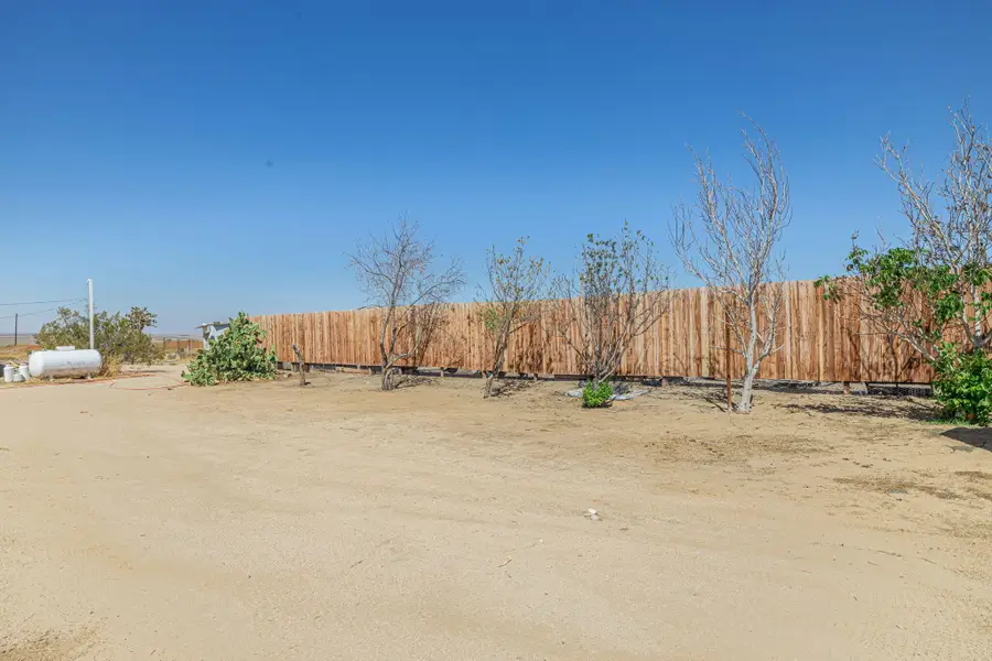 15035 E Ave G, Lancaster, CA 93535 - Image #3